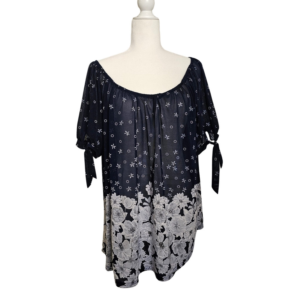 Women's Scoop neck, sheer, Short Sleeve top 3X
